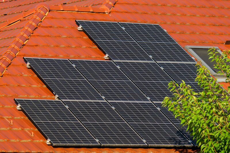 Solex Energy Bets Big on Domestic Solar Cells and Storage Technology in Gujarat